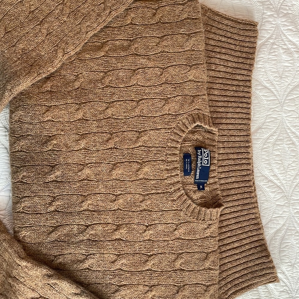EUC XL Polo Ralph Lauren Wool tan cableknit  sweater. 70% Alpaca & 30% Wool. - Picture 7 of 7